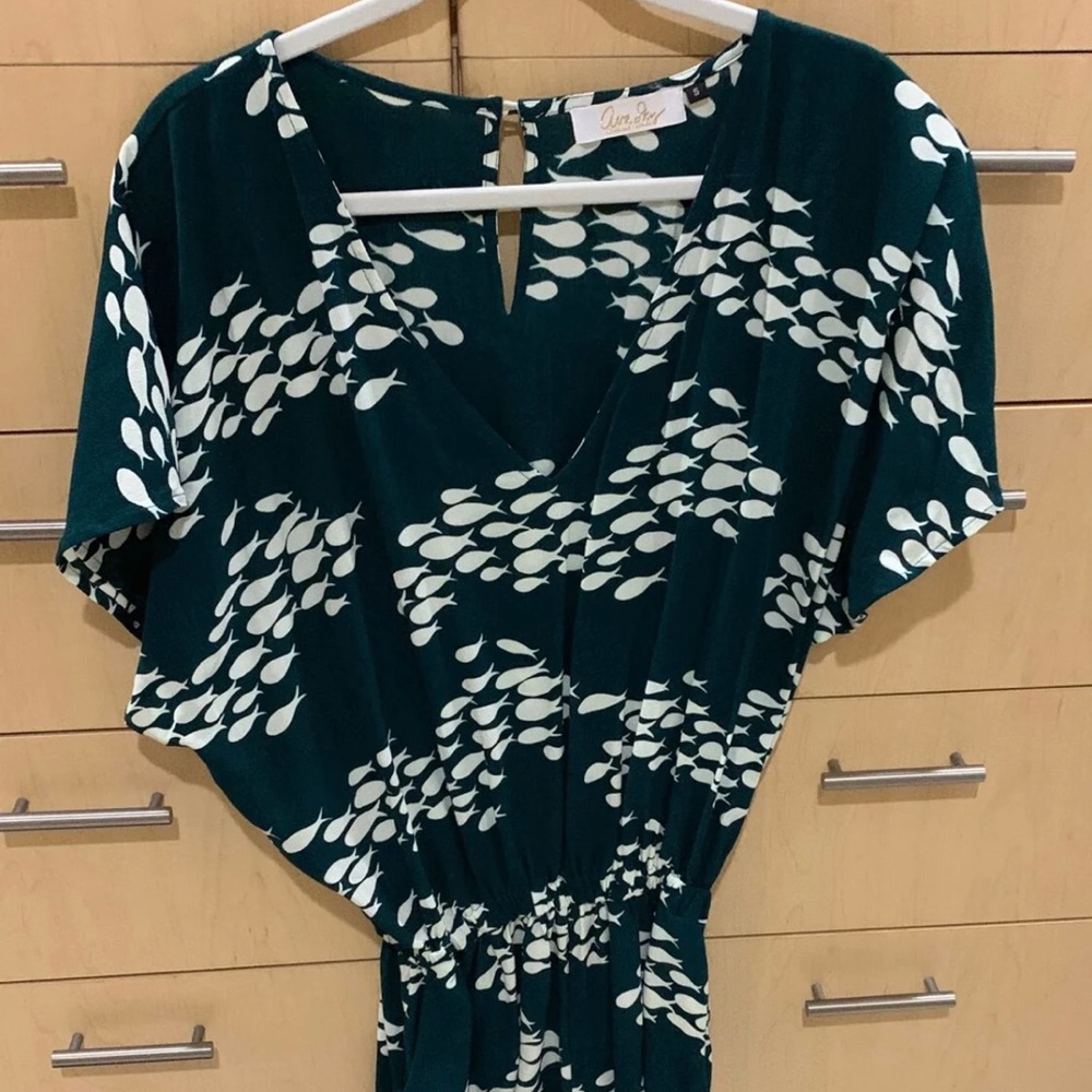 Fighting Eel Romper in Green Fish